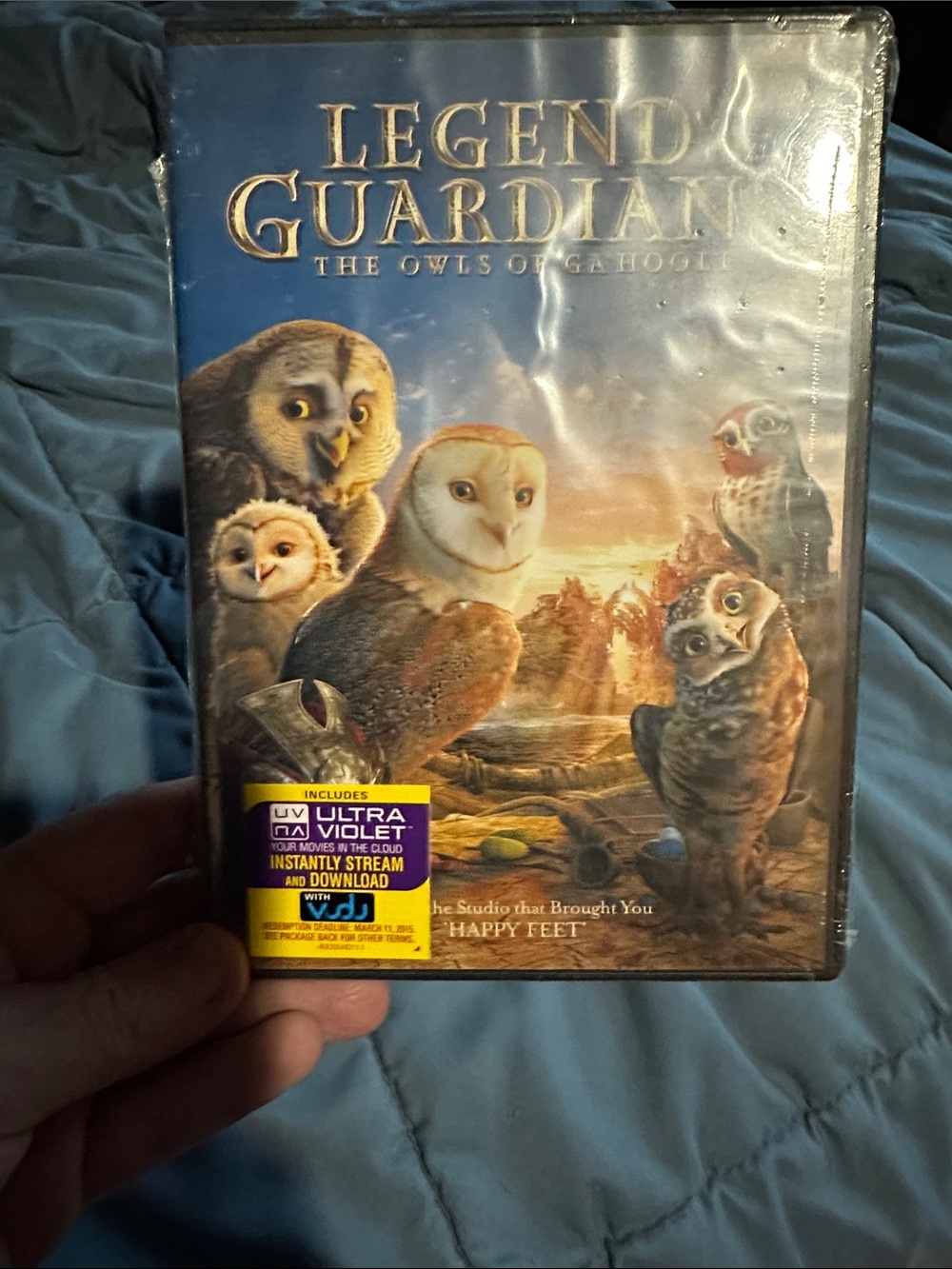 Warner Bros. Legend of the Guardians DVD — Blue and Brown Owl Artwork